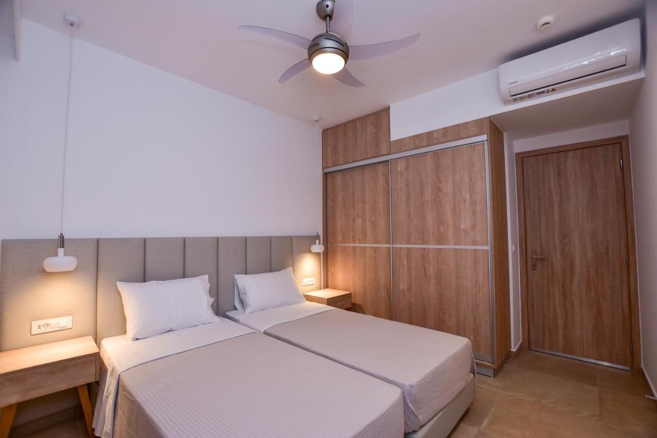 Rosemary Apartments Palaiochora Zewnętrze zdjęcie