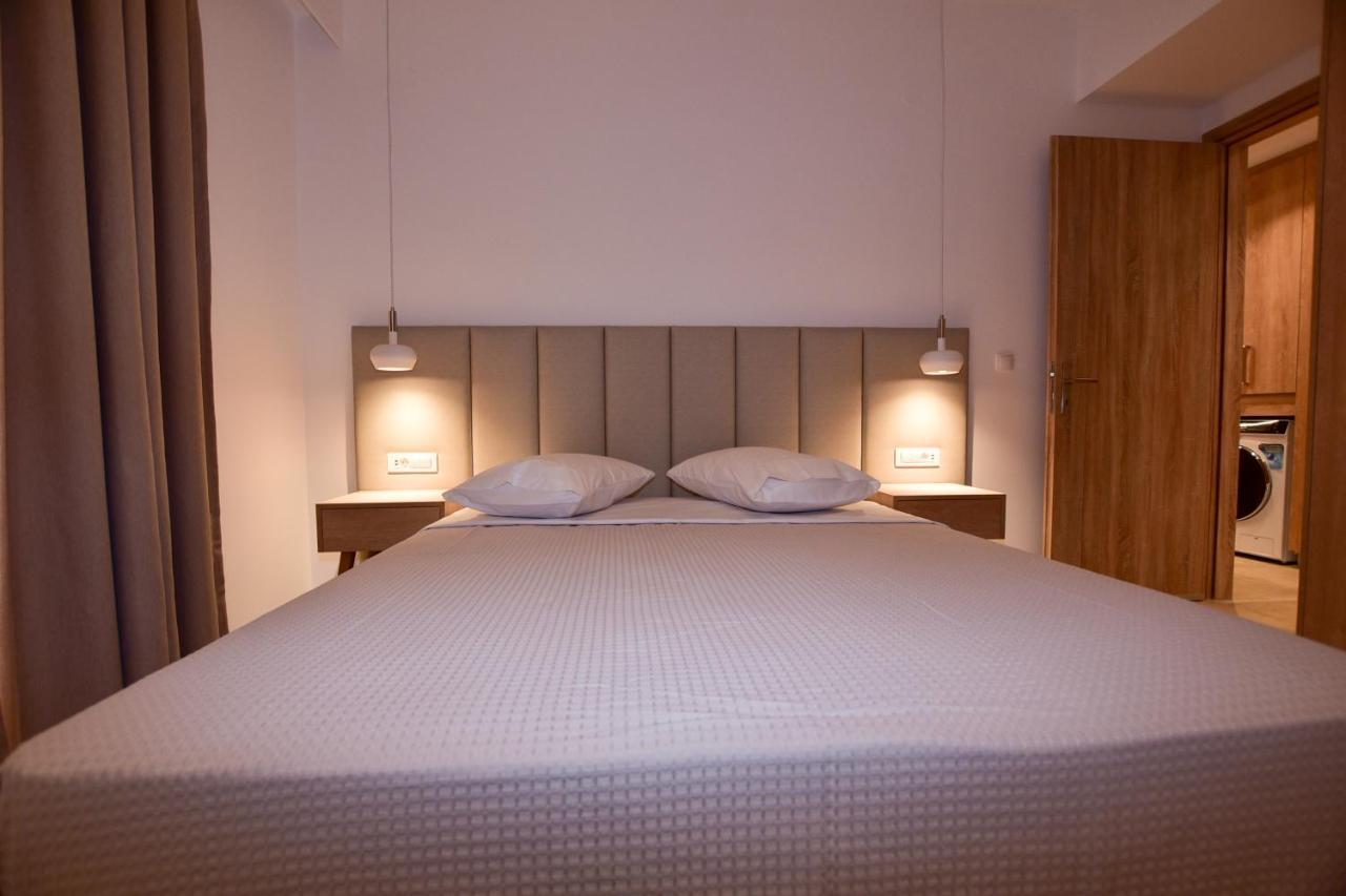 Rosemary Apartments Palaiochora Zewnętrze zdjęcie