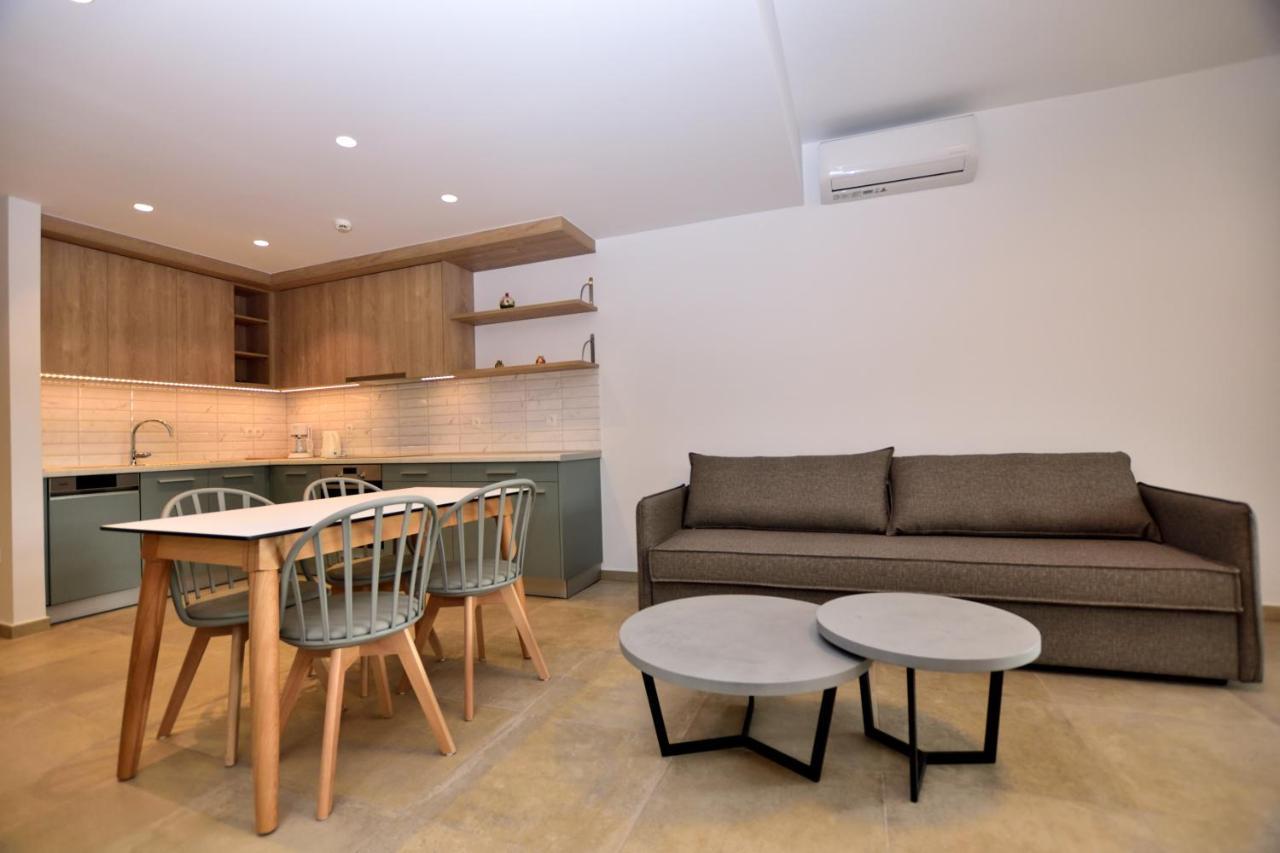 Rosemary Apartments Palaiochora Zewnętrze zdjęcie