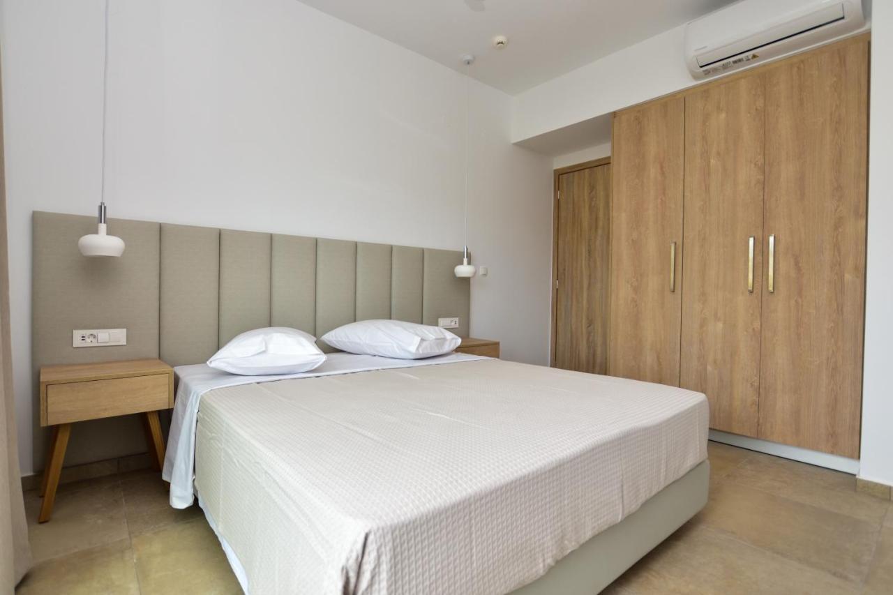 Rosemary Apartments Palaiochora Zewnętrze zdjęcie